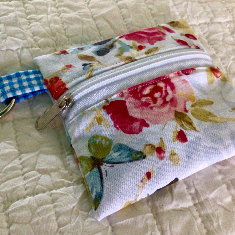 Floral Wristlet Clutch-Zippered Wallet Key Ring—Zippered coin purse